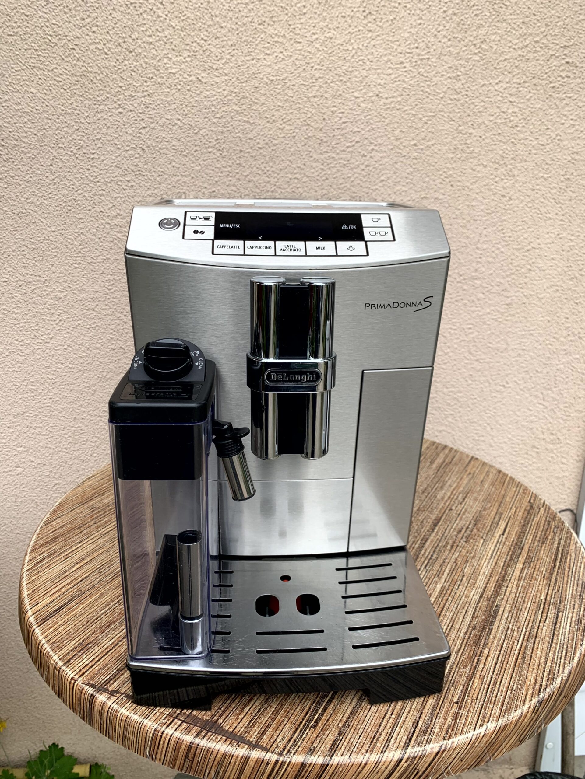 Кавомашина DeLonghi ECAM 26.455 PrimaDonna S