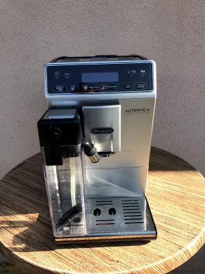 Кавоварка DELONGHI Autentica Cappuccino ETAM 29.660 SB