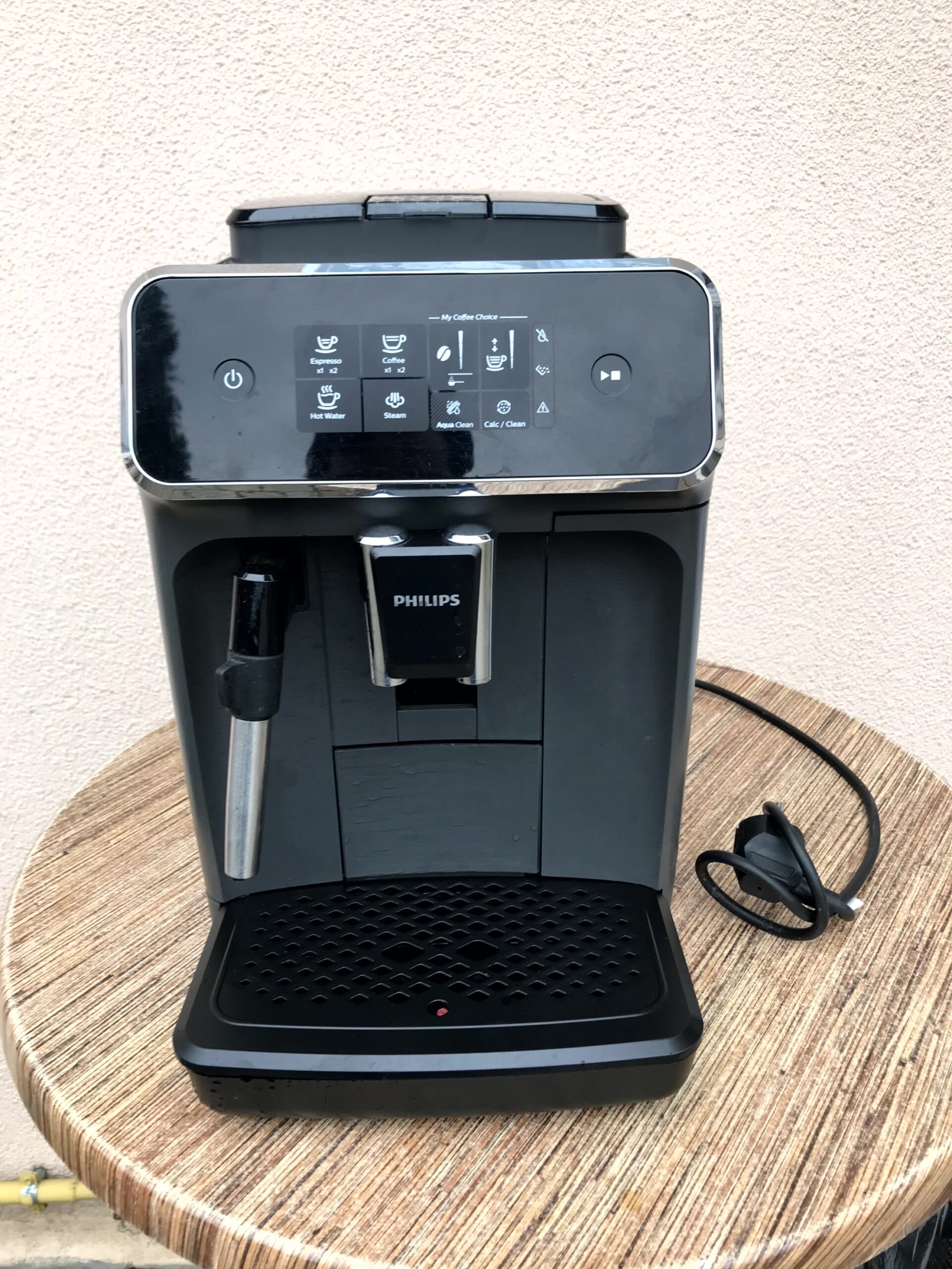 Кавомашина Philips Series 2200 EP2221