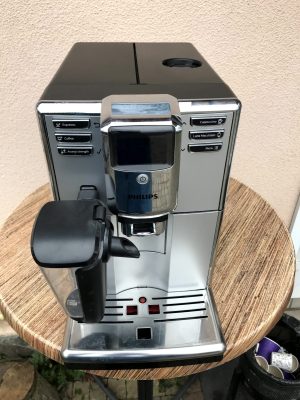 Кавомашина Philips LatteGo EP 5333