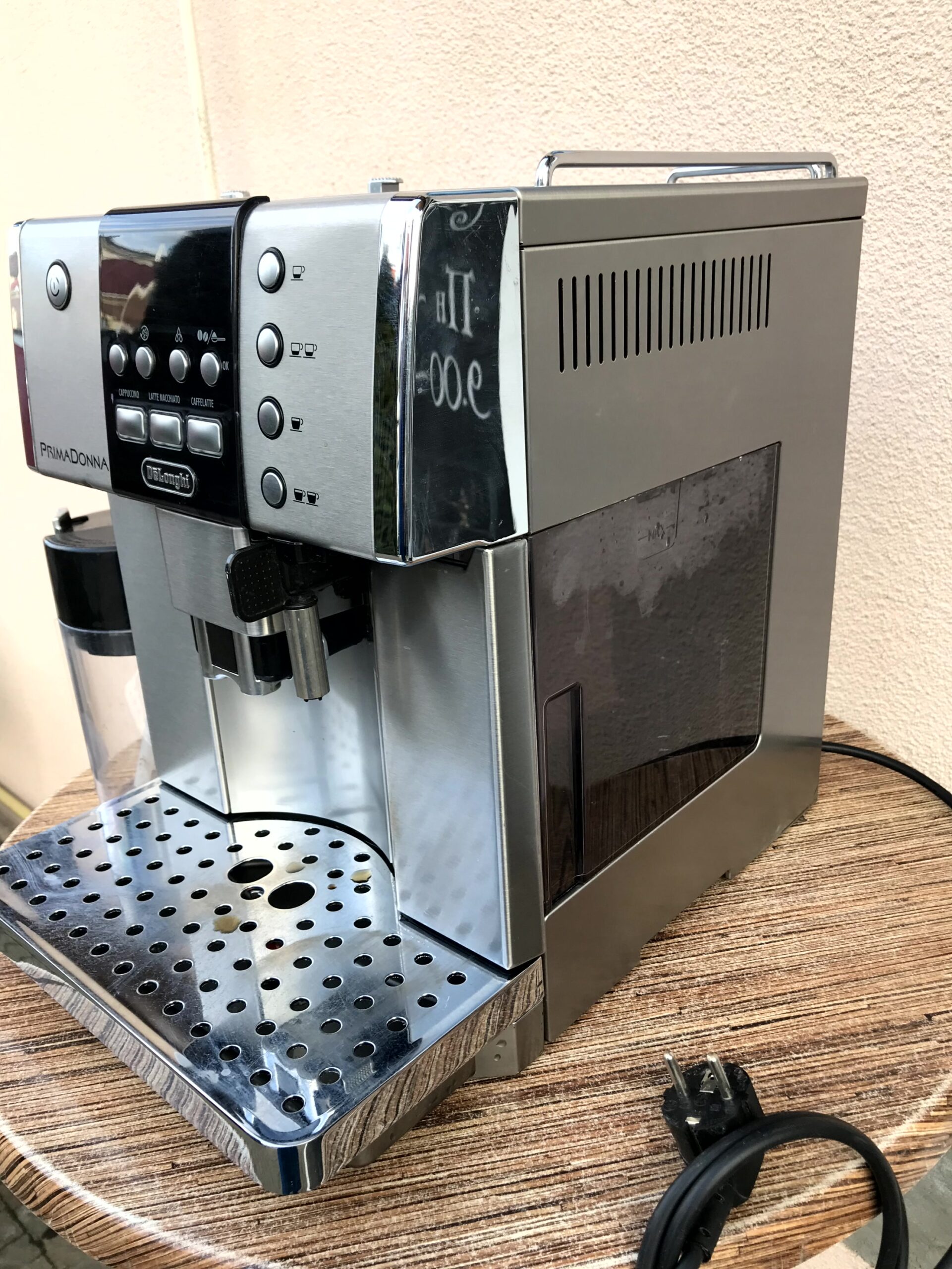 Кавомашина DeLonghi ESAM 6600 Primadonna - Зображення 3